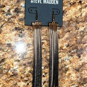 Steve Madden earrings